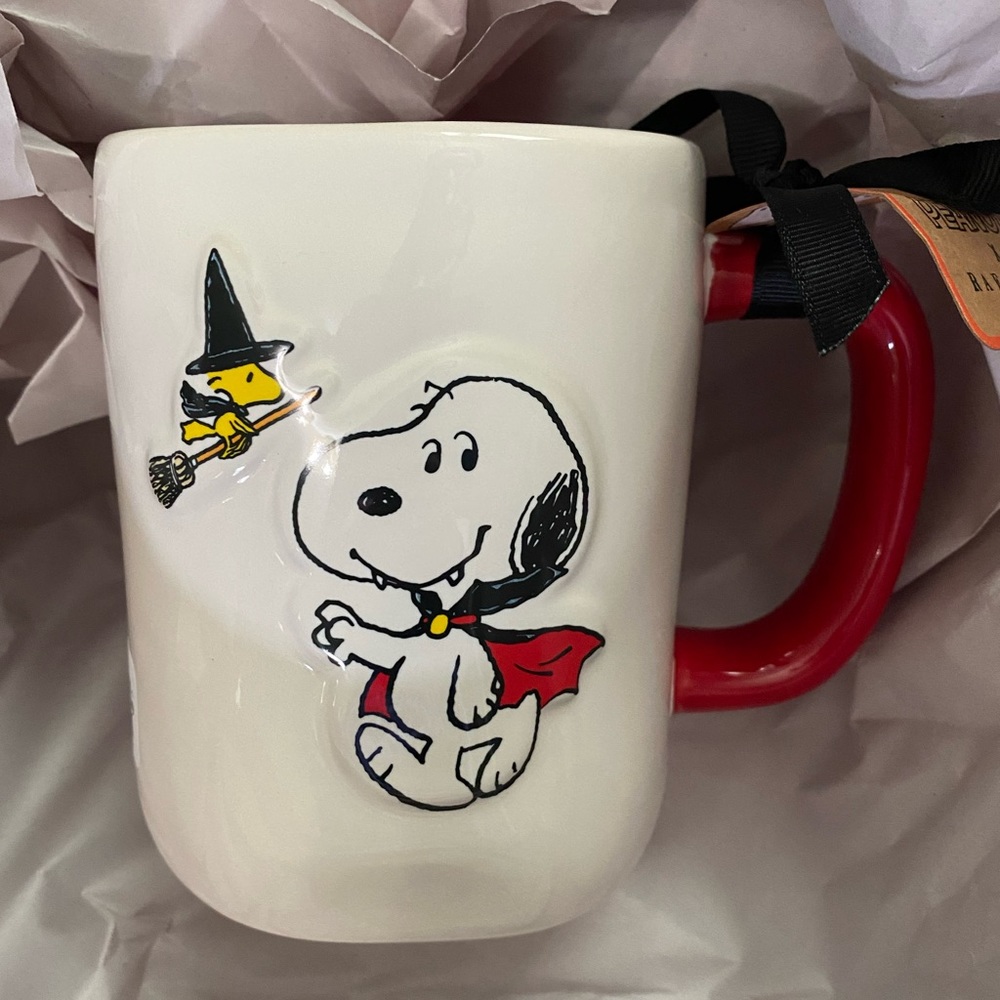 Rae Dinn Peanuts Halloween Mug